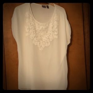 Beautiful detail shirt